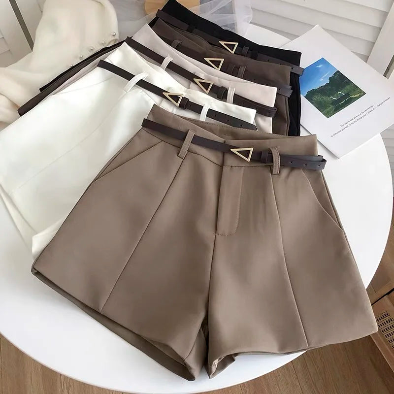 Women A-line Pocket Casual Shorts High Waist